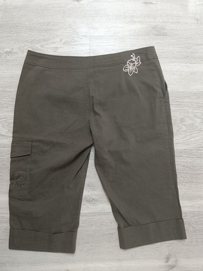 Pantacourt Taille 42 - photo numéro 4