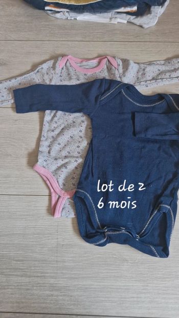 Lot de 2 bodies 6 mois