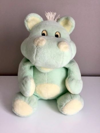 Grande peluche hippopotame