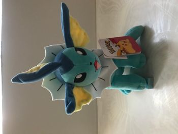 Pokémon peluche Aquali - 20 cm