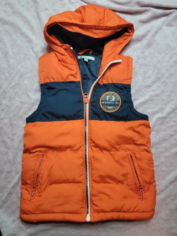 Doudoune sans manches 8ans, 128cm 🚨