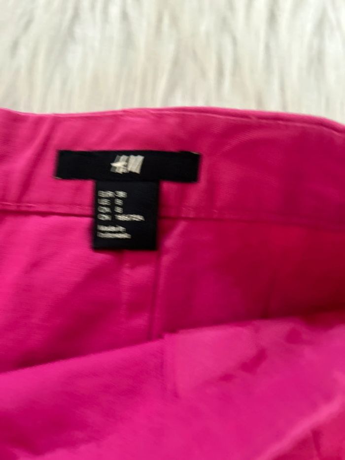 Très belle jupe rose 🥰 taille 38 H&M - photo numéro 2