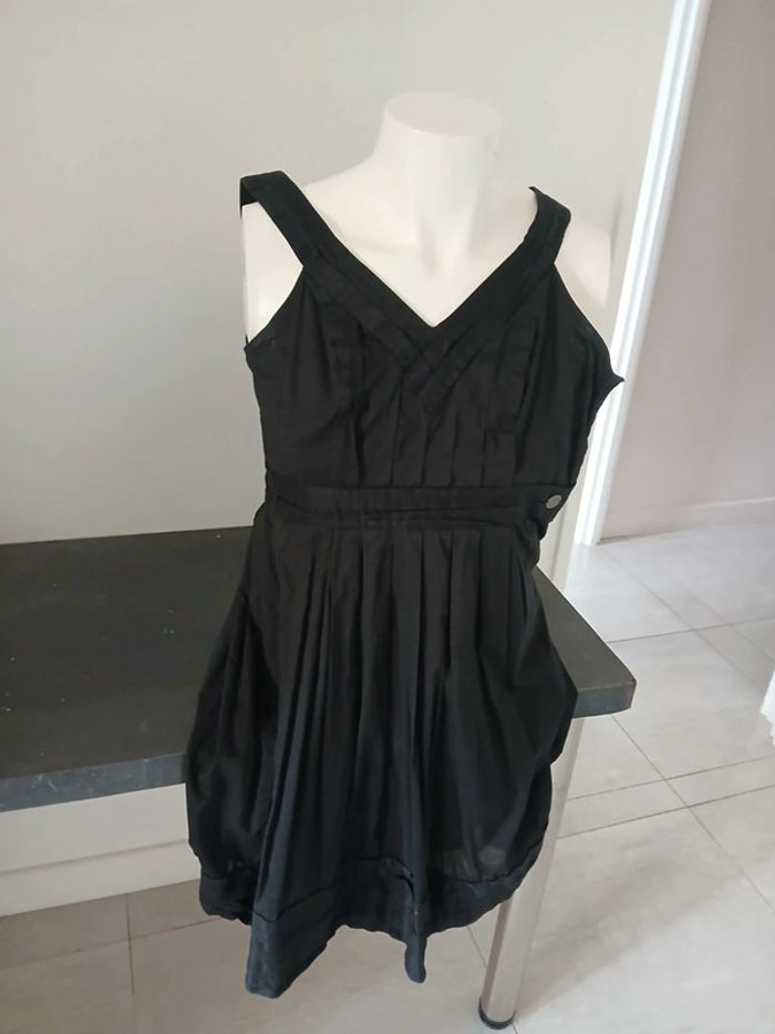 Robe calvin Klein taille XS