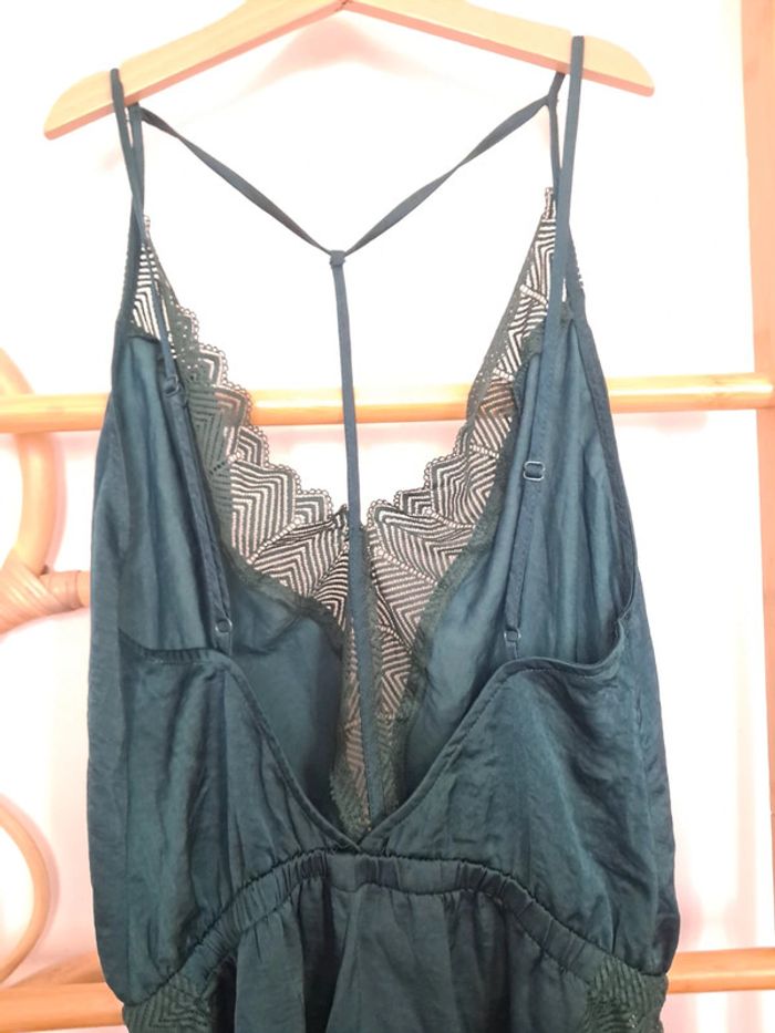 Combishort Undiz effet satiné vert sapin taille S parfait état - photo numéro 2