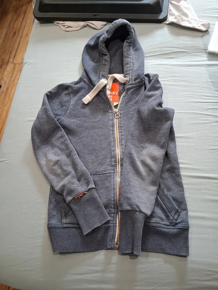 Sweat zippée a capuche  superdry xs - photo numéro 2