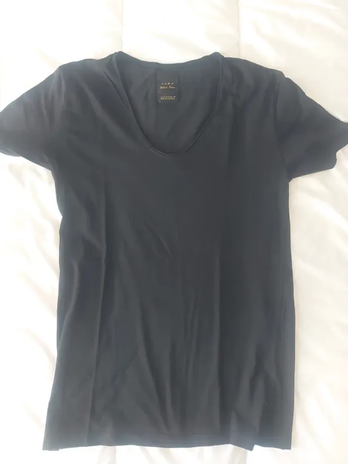 Tee shirt noir Zara - photo numéro 2