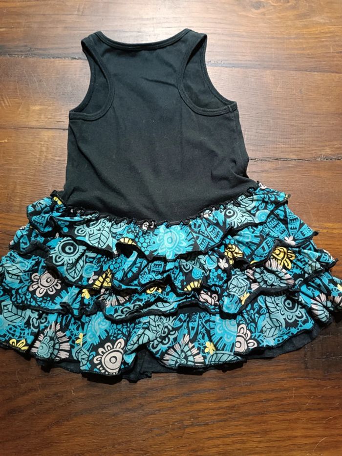 Robe. - photo numéro 2