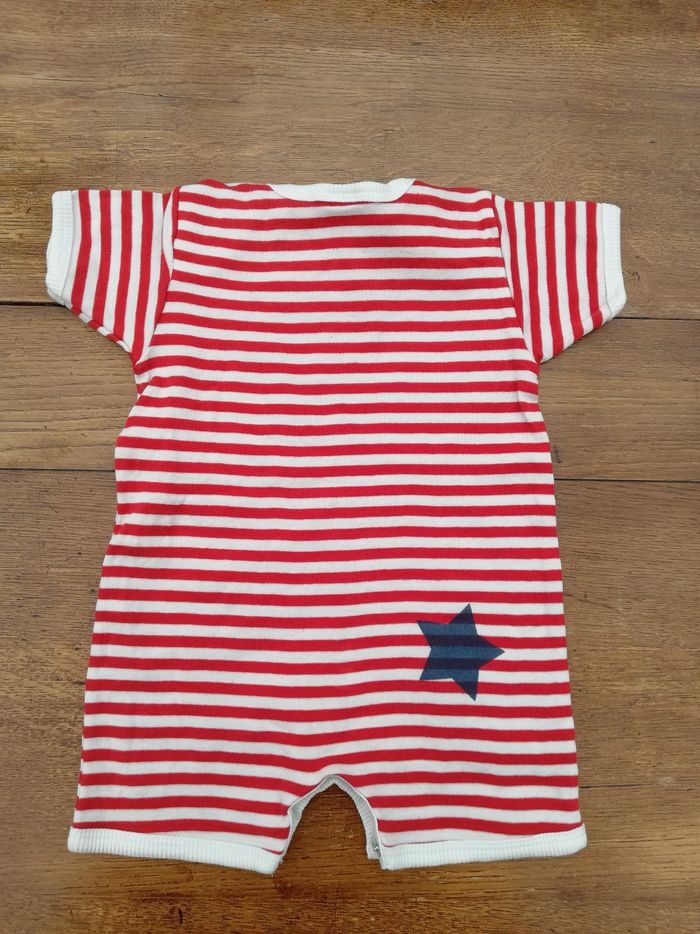 Combicourt Petit bateau 6 mois - photo numéro 6