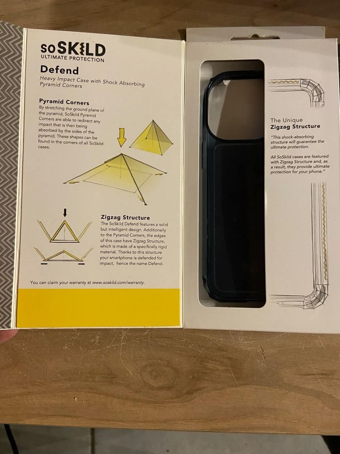 Coque Iphone 13 pro smokey grey so skild ultimate protection - photo numéro 2