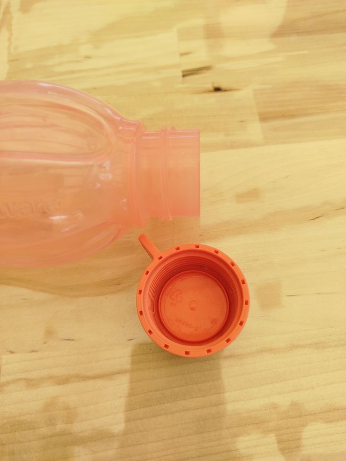 Bouteille tupperware - photo numéro 6