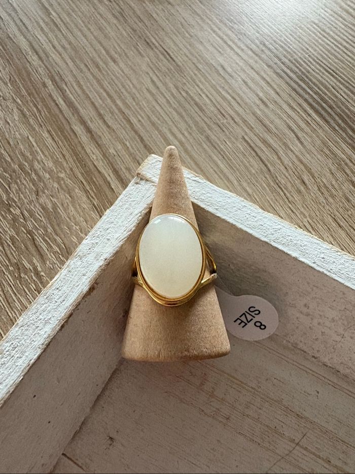 Bague dorée et blanche T8