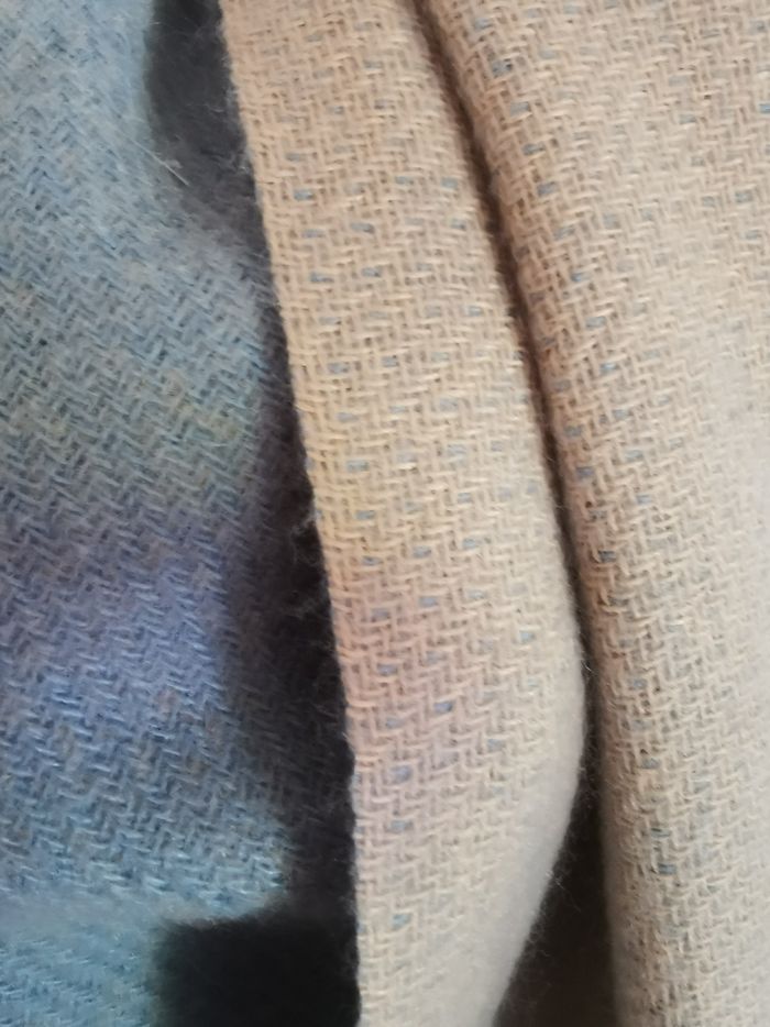 Grande écharpe beige et bleu clair Double M Milano - photo numéro 6