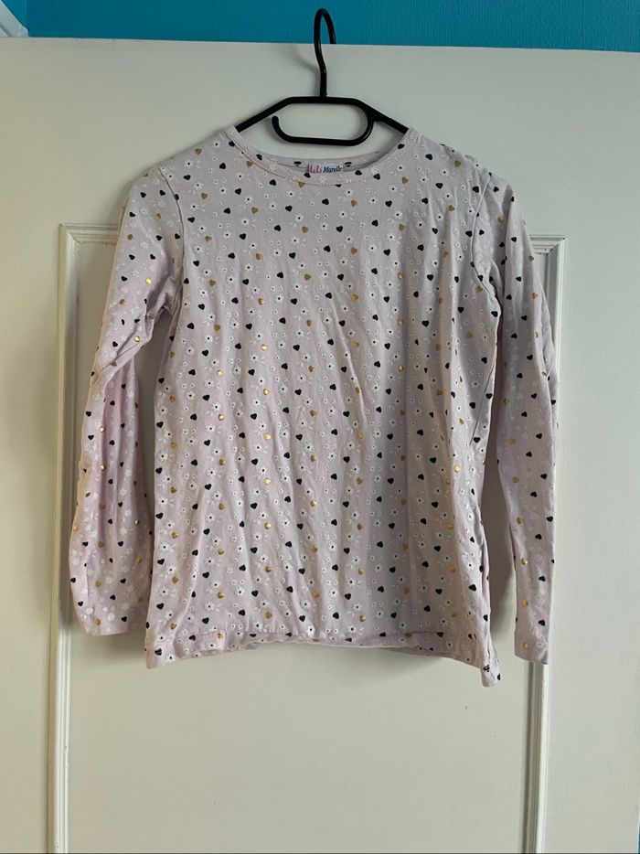 TEE shirt
