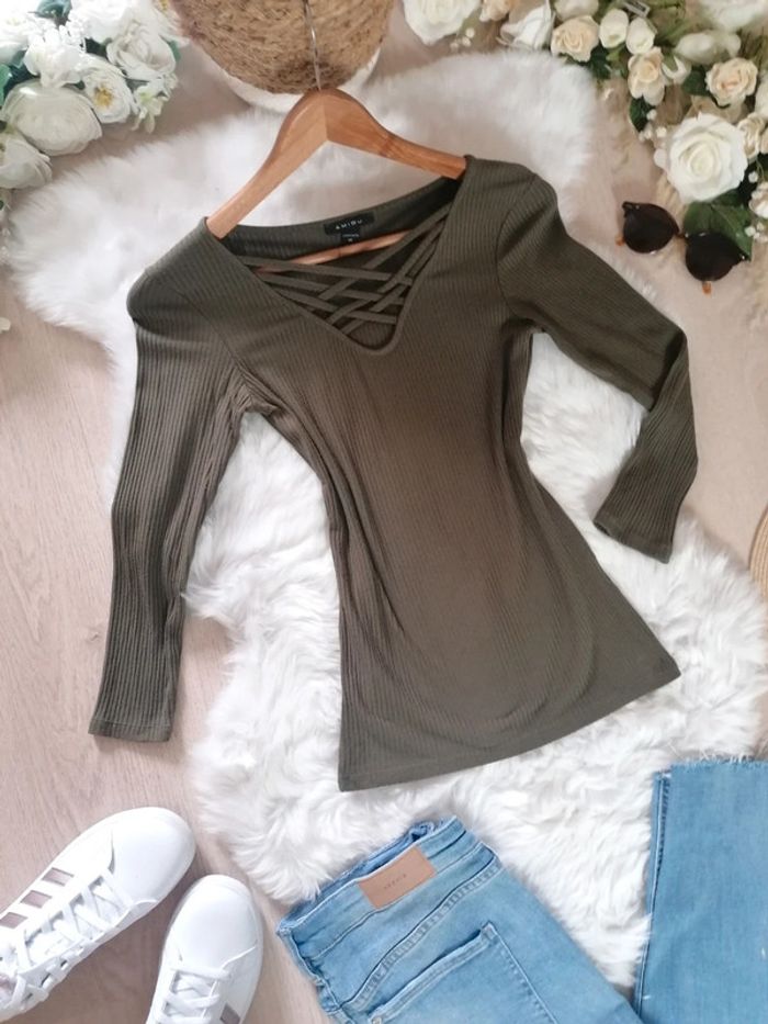 Jolie pull lègé kaki