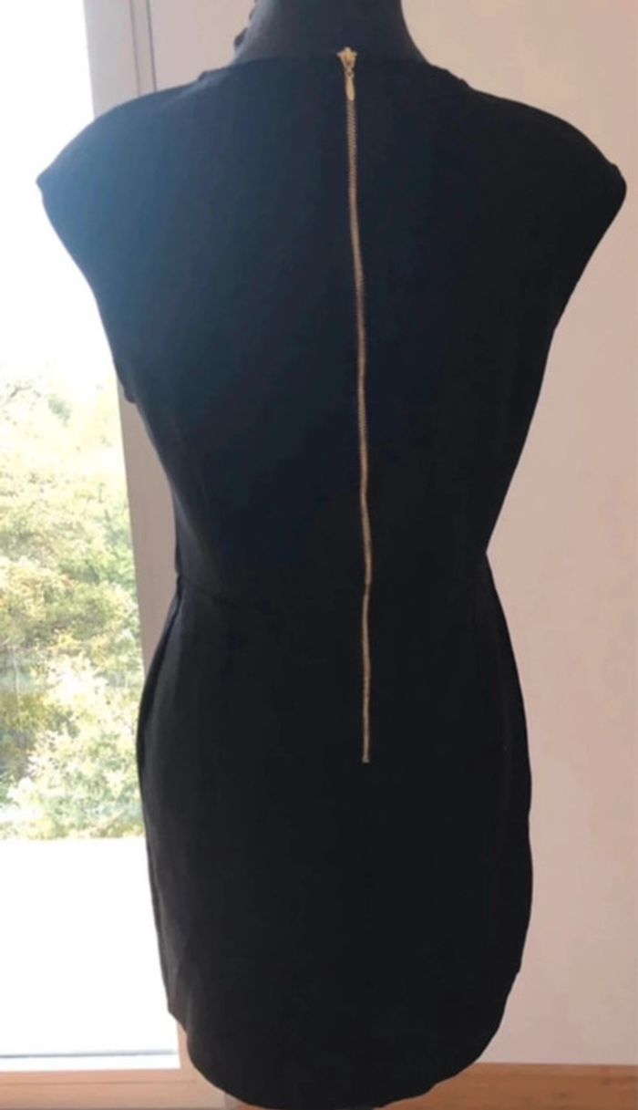 325 - Robe noire - photo numéro 2