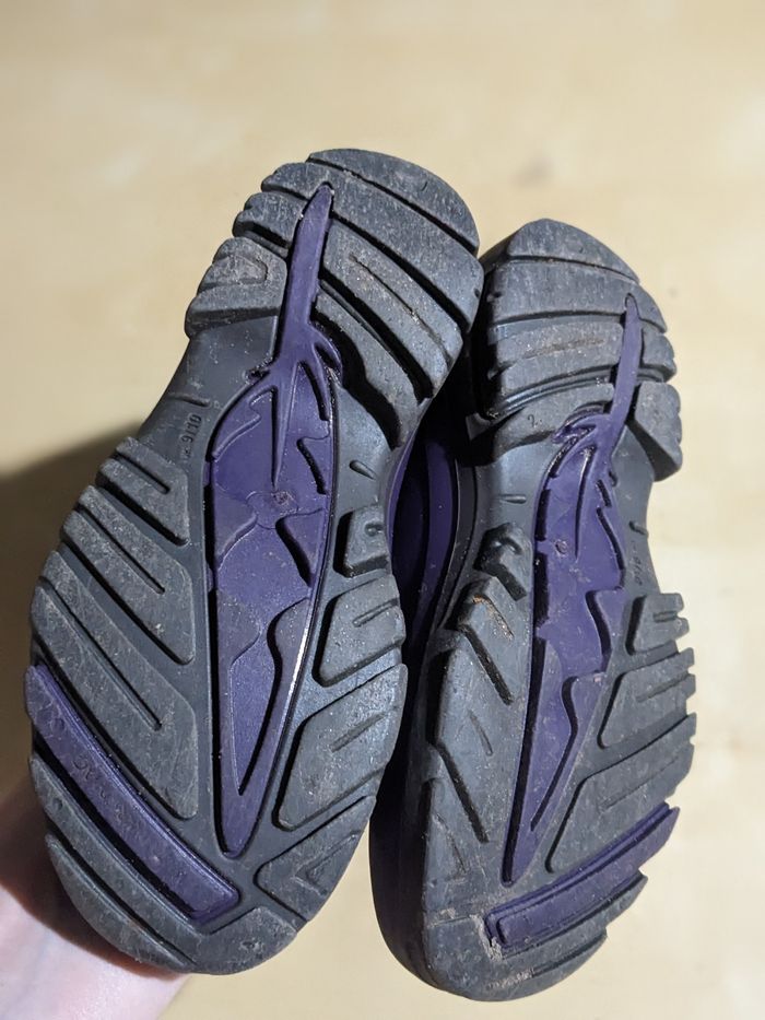 Bottes violet decathlon taille 27/28 - photo numéro 3