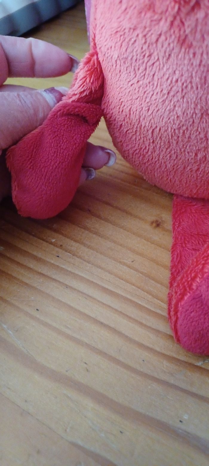Très belle petite peluche Fraise 🍓 - photo numéro 4