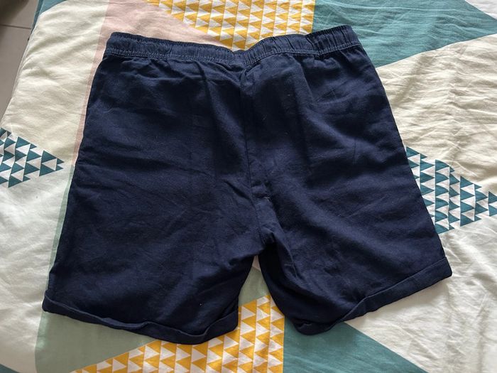 Short esmara taille 42 - photo numéro 2