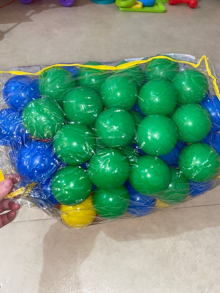 100 boules pour piscine ou autre - 6€ - photo numéro 5