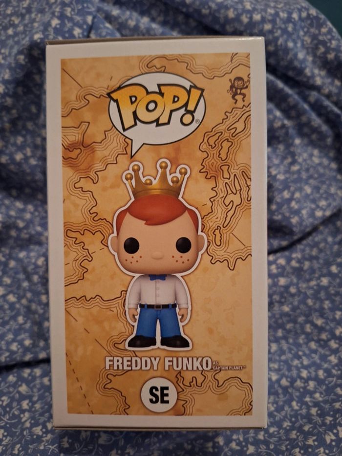 Funko pop freddy funko as captain planèt - photo numéro 3