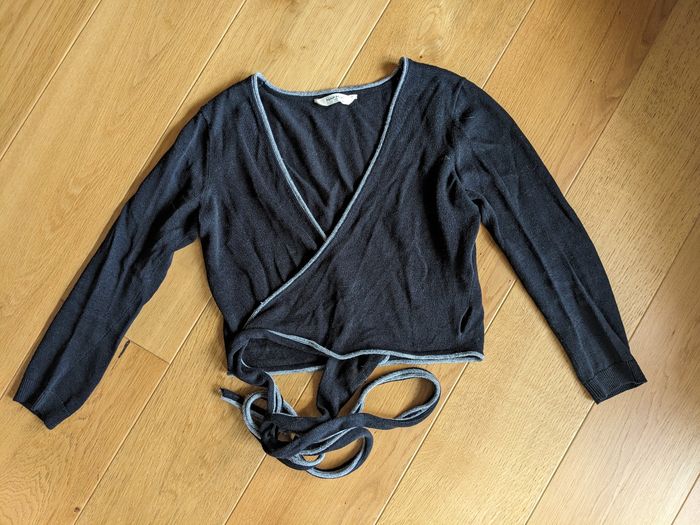 Pull cache-coeur noir taille M Naf naf