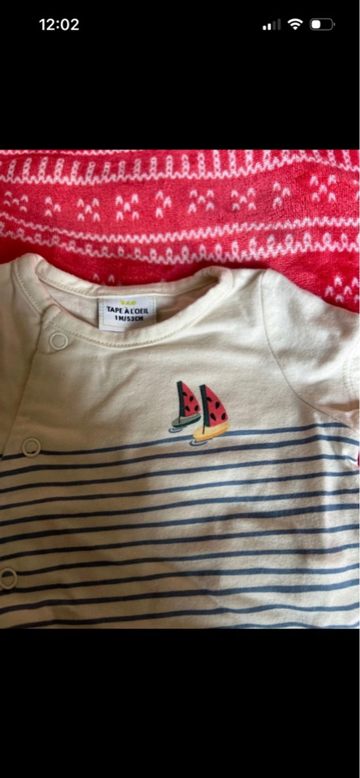 Combinaison bébé taille 1 mois