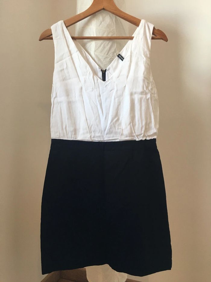 Robe courte bicolore Naf Naf