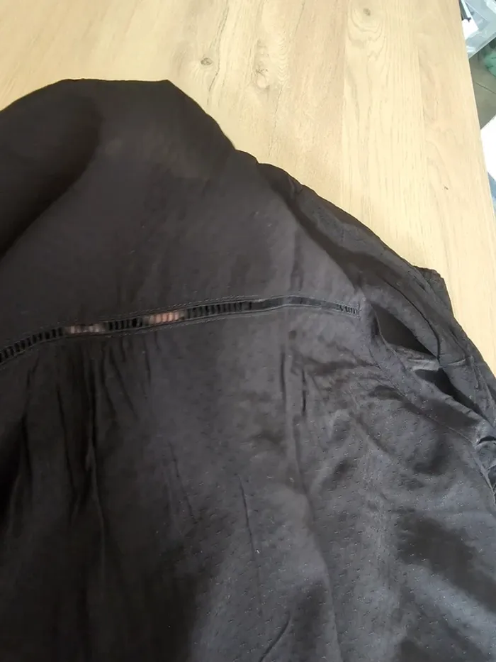 Blouse noir kiabi 50 52 femme - photo numéro 4