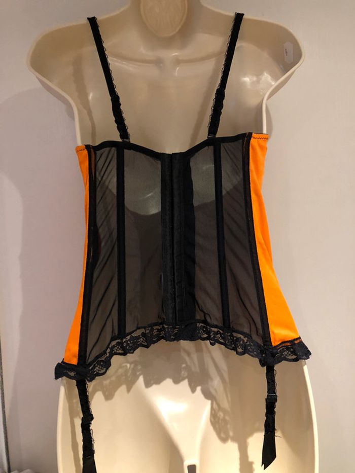 Guêpière orange et noir 90 B - photo numéro 9