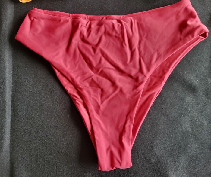 Maillot de bain 2 pièces taille S - photo numéro 5