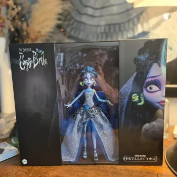 Monster High Coffret Skullector Emily Les Noces funèbres