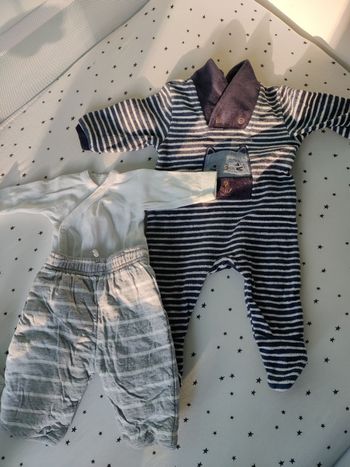 Lot de vêtements bébé 0-1 mois