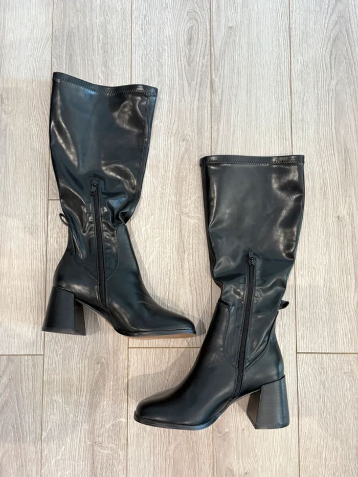 Botte noir bratz taille 37 Topshop