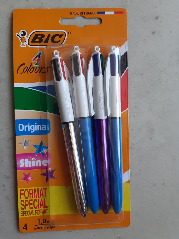 Stylos bic 4 couleurs