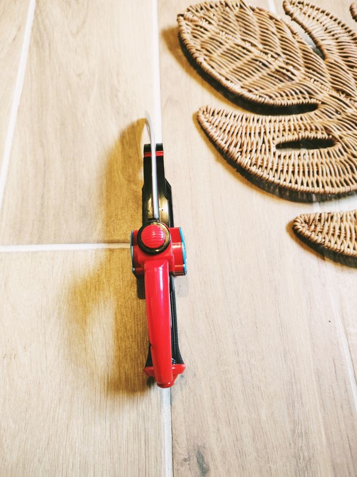 🤺 Power rangers super megaforce épée sabre/saber sonore marque Bandai - photo numéro 3