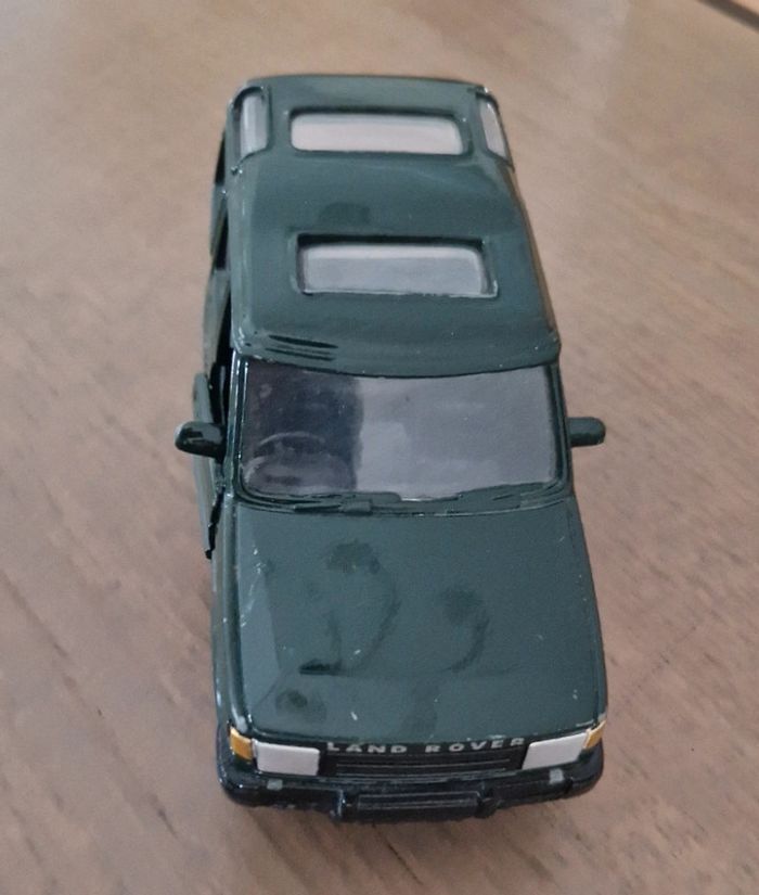 Voiture Land rover verte 1997 1/32 en très bon état - photo numéro 2