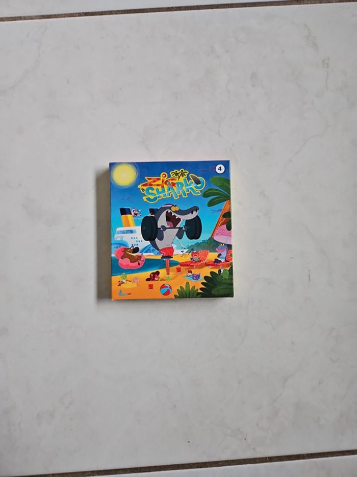 Puzzle et sharko numéro 4 mac donalds Neuf u40