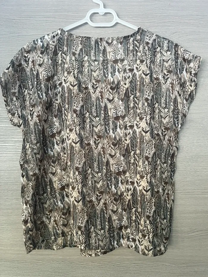 Blouse manches courtes - photo numéro 2