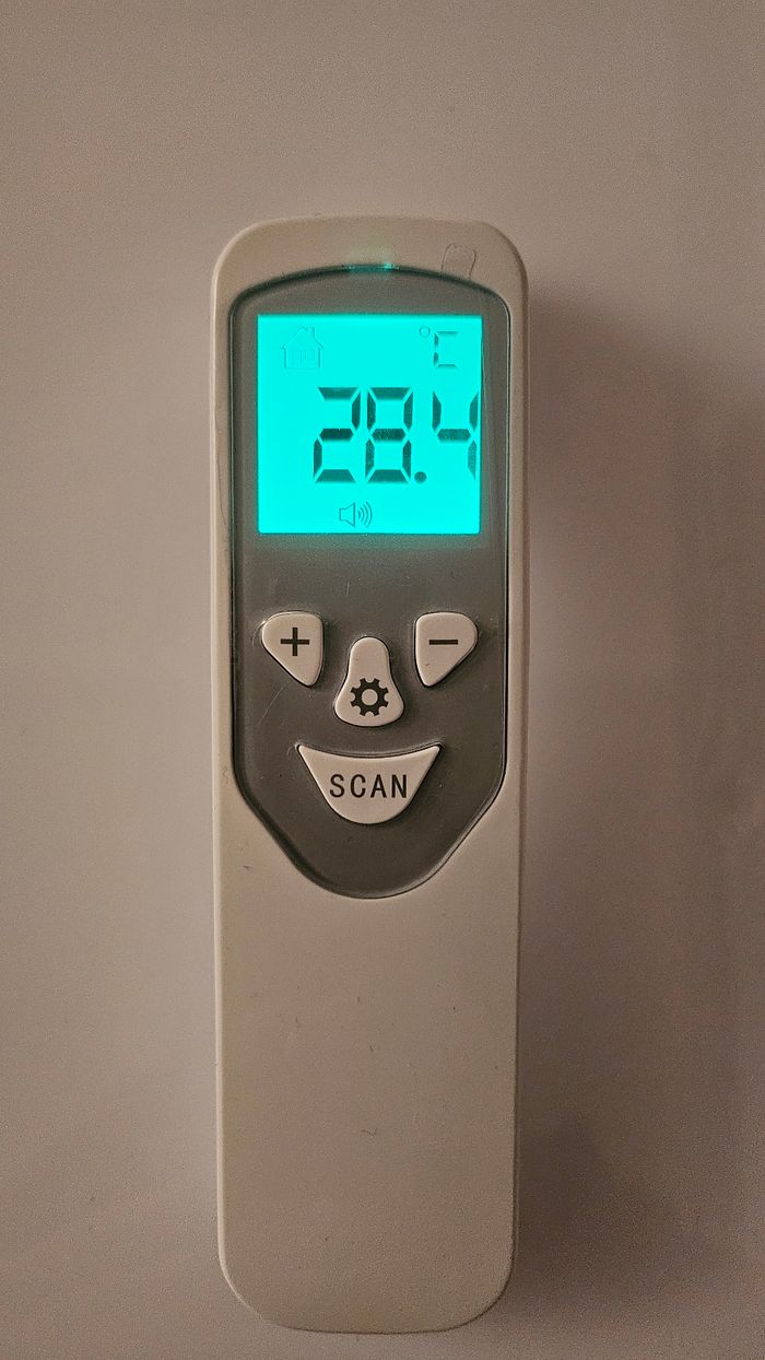 Thermomètre frontal - photo numéro 2