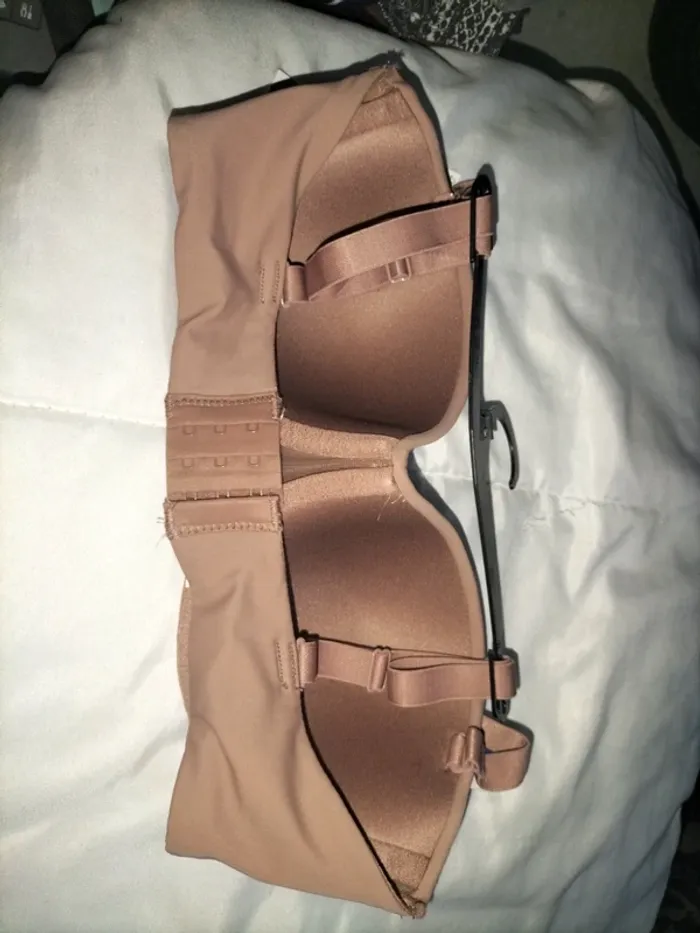 Soutien gorge - photo numéro 2