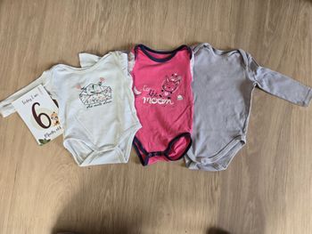 lot de 3 bodies manche longue taille 6 mois
