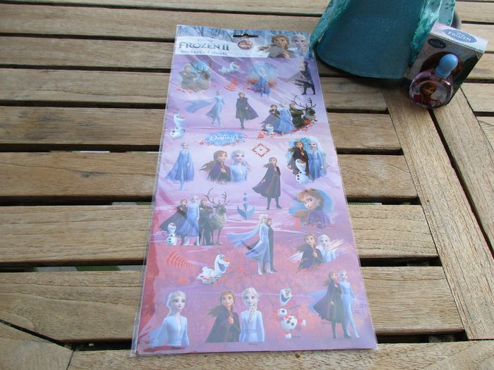 poupée elsa reine des neiges nve+mini parfum nf+stickers nfs - photo numéro 7