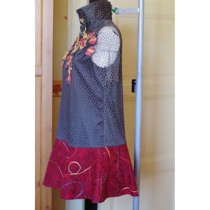 LE MIRAGE - Robe courte brodée T40 - photo numéro 4