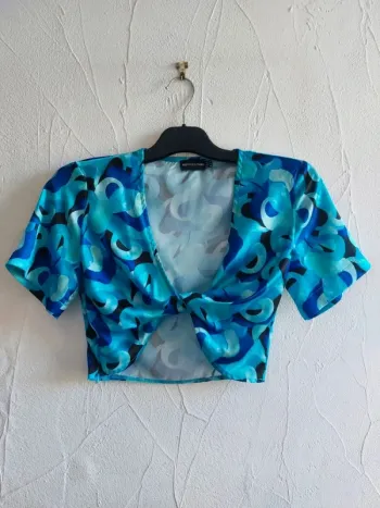 Top coloré PrettyLittleThing Taille 36