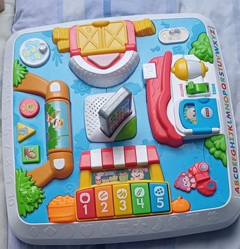 Fisher-Price Table d'activité table de jjeu éducative
Français et Anglais