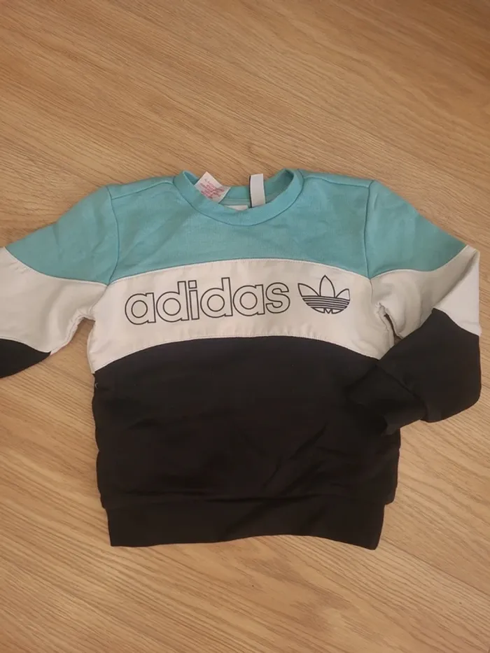 Sweat adidas