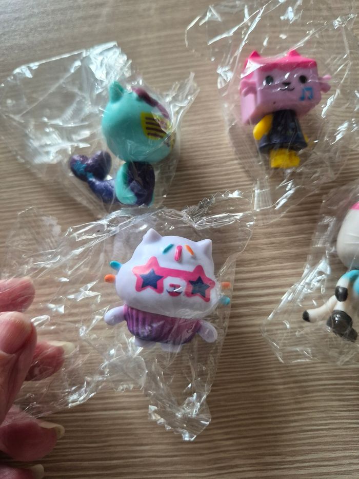 4 Figurine gabby et la maison magique gabby chat - photo numéro 5