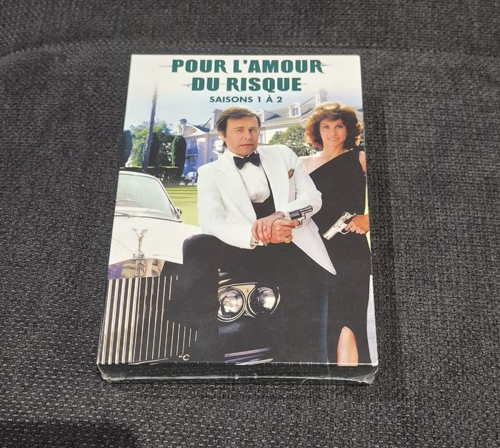 Pour L'Amour du Risque Saisons 1 à 2 en DVD NEUF - photo numéro 1