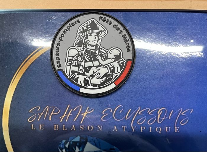 Écusson sapeurs pompiers Fête des mères