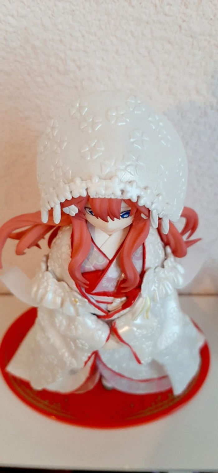 Figurine Itsuki Nakano en robe blanche du japon - photo numéro 5